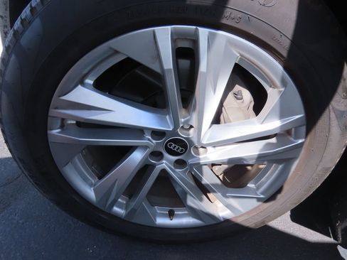 Used 2021 Audi Q7 3.0T Premium Plus AWD/4WD image 15