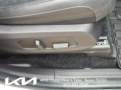 Used 2024 Kia Carnival SX Prestige FWD image 15