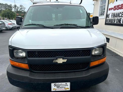 Used 2015 Chevrolet Express 2500 image 3
