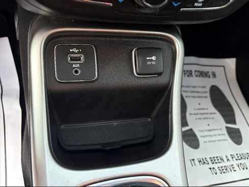 Used 2019 Jeep Compass Latitude image 40