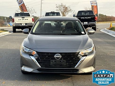 Used 2024 Nissan Sentra SV image 9