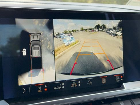 Certified 2025 Chevrolet Silverado 1500 LTZ RWD image 24