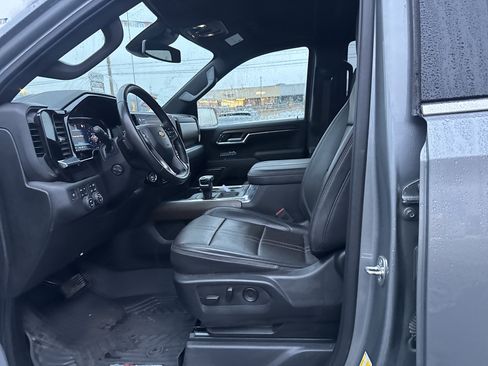 Used 2023 Chevrolet Silverado 1500 High Country w/ Z71 Off-Road Package image 12