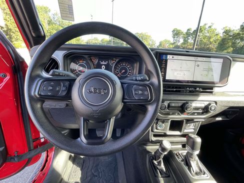 Certified 2024 Jeep Wrangler Sport AWD/4WD image 14