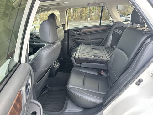 Used 2018 Subaru Outback 2.5i Limited image 31