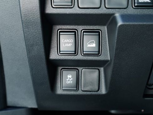 New 2025 Nissan Frontier SV w/ SV Convenience Package image 22