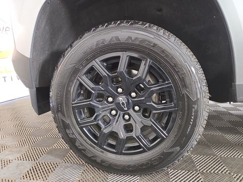 Certified 2025 Chevrolet Colorado W/T w/ WT Custom Package RWD image 33