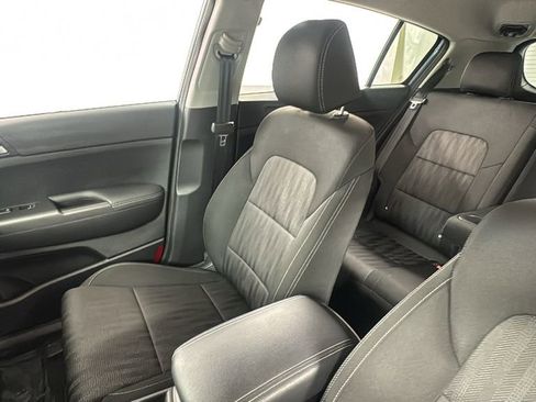 Used 2022 Kia Sportage LX image 13