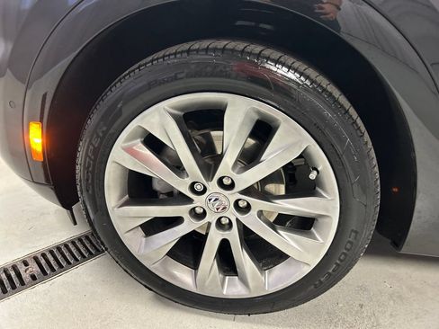 Used 2023 Buick Envision Avenir FWD image 9