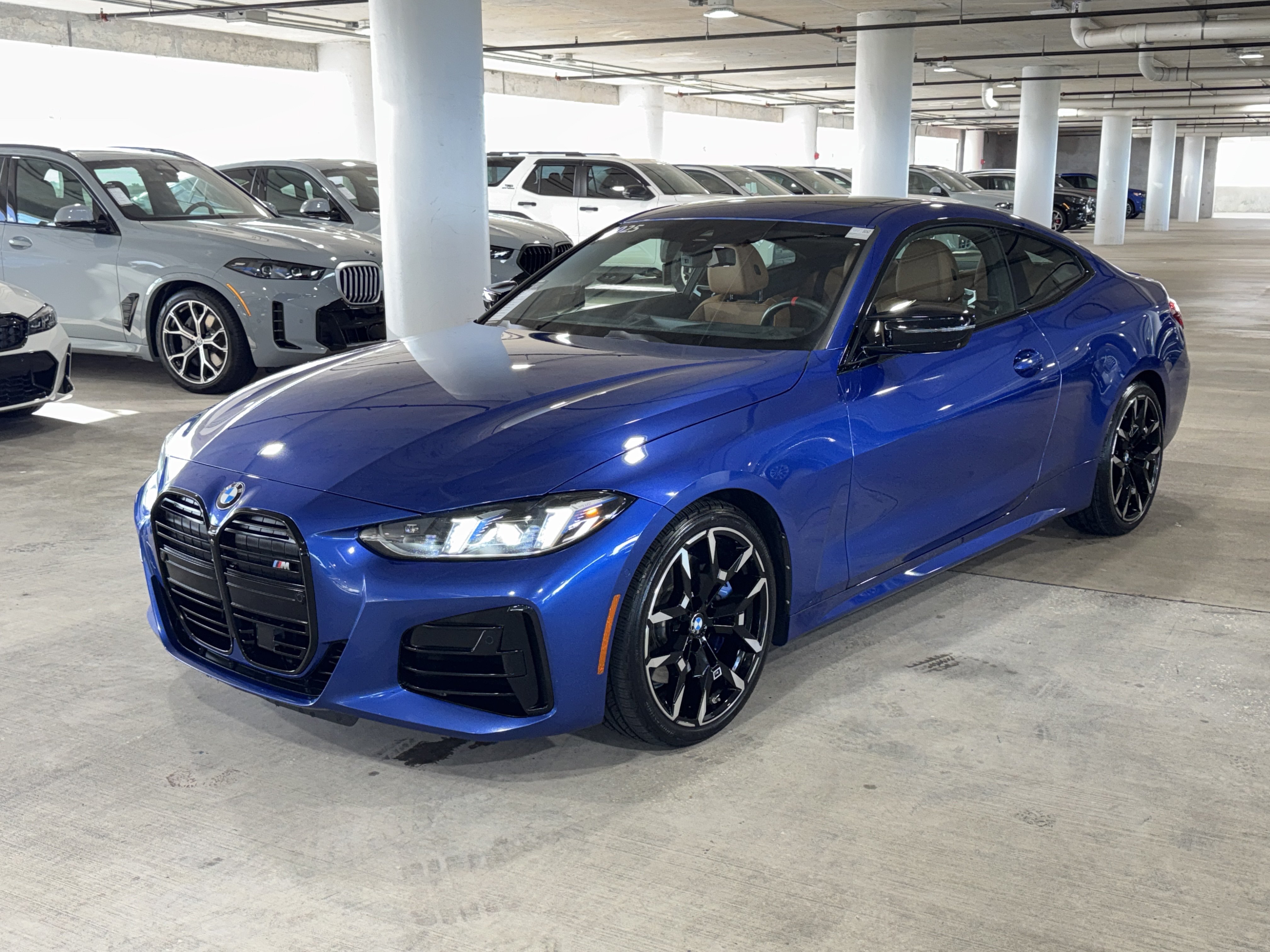 Used 2025 BMW M440i Coupe RWD image 4