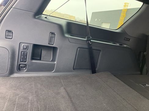 Used 2025 Ford Expedition Max Platinum w/ Stealth Performance Package image 13