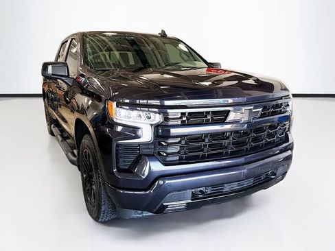 Used 2023 Chevrolet Silverado 1500 RST w/ Convenience Package II AWD/4WD image 3