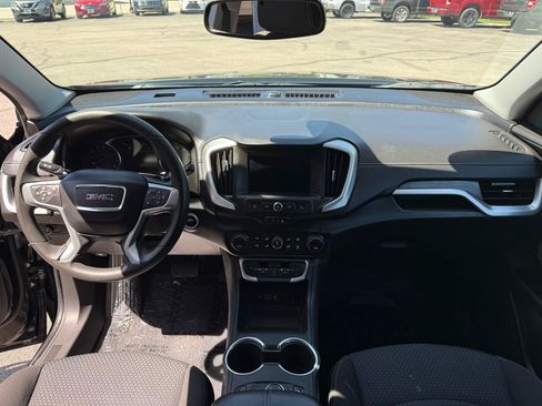 Used 2022 GMC Terrain SLE w/ Driver Convenience Package AWD/4WD image 17