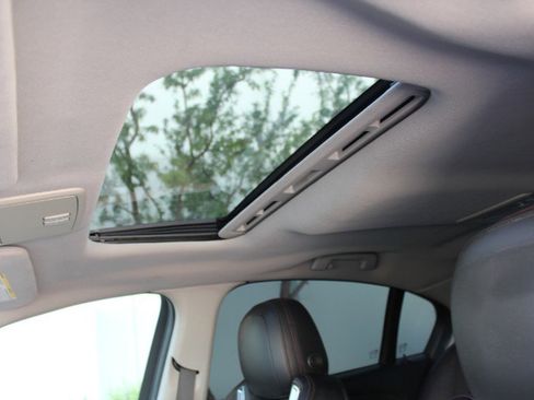 Used 2015 Chevrolet SS image 41