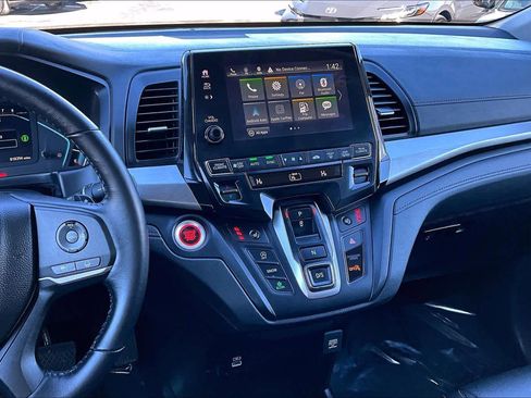 Used 2024 Honda Odyssey EX-L image 7