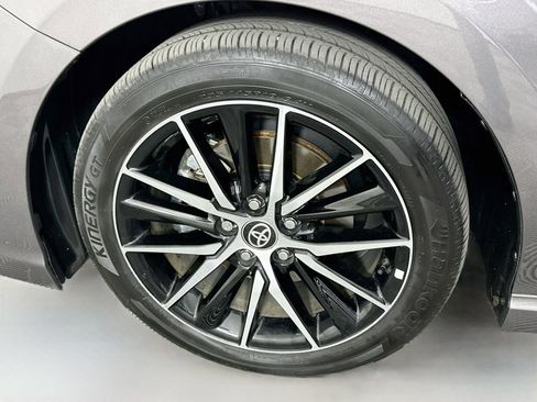 Used 2024 Toyota Camry SE FWD image 29
