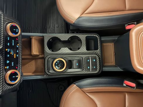 Used 2024 Ford Maverick Lariat image 16