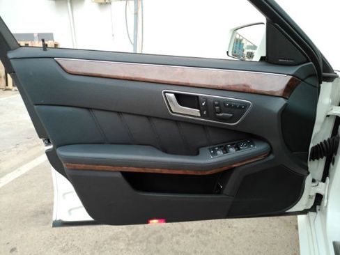 Used 2012 Mercedes-Benz E 350 4MATIC image 12
