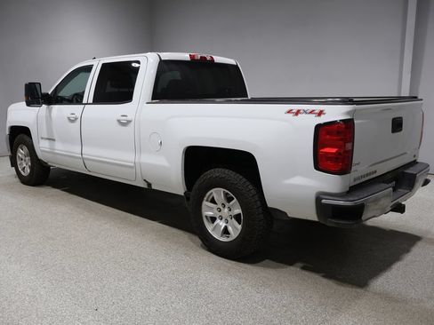 Used 2017 Chevrolet Silverado 1500 LT w/ LT Fleet Convenience Package AWD/4WD image 6