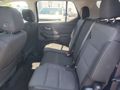 Used 2019 Chevrolet Traverse LS FWD image 9
