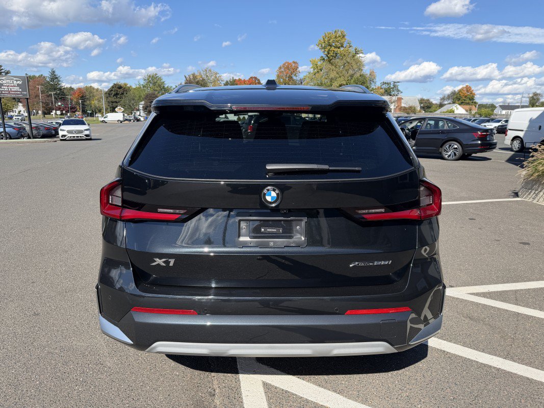 Used 2026 BMW X1 xDrive28i w/ Technology Package AWD/4WD image 9