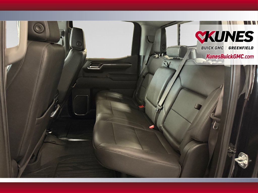 Used 2025 GMC Sierra 1500 SLT w/ SLT Premium Plus Package AWD/4WD image 36