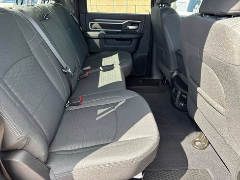 New 2026 RAM 2500 Big Horn AWD/4WD image 17
