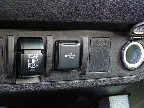 Used 2021 Toyota Tacoma SR5 w/ Trail Edition AWD/4WD image 34