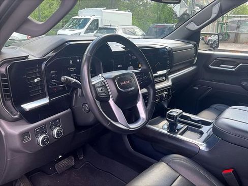 Used 2023 GMC Sierra 1500 SLT w/ SLT Premium Package AWD/4WD image 14