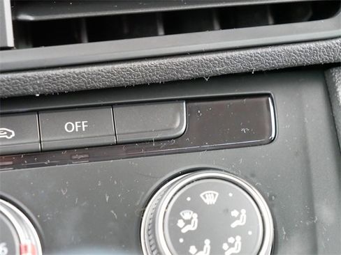 Used 2019 Volkswagen Jetta S w/ Driver Assistance Package image 35