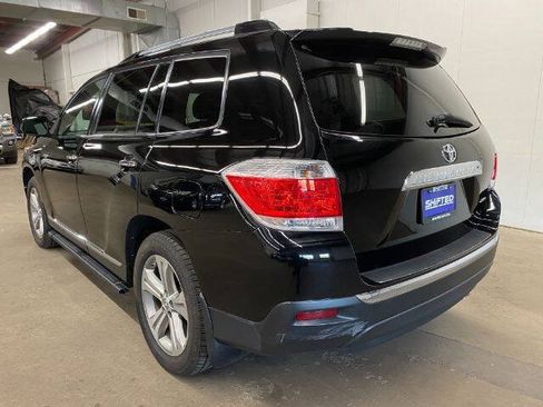 Used 2011 Toyota Highlander Limited AWD/4WD image 3