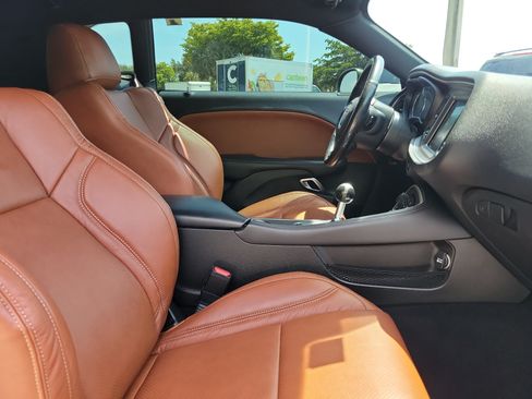 Used 2019 Dodge Challenger R/T Scat Pack RWD image 21