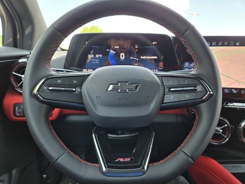 New 2025 Chevrolet Blazer EV RS image 11