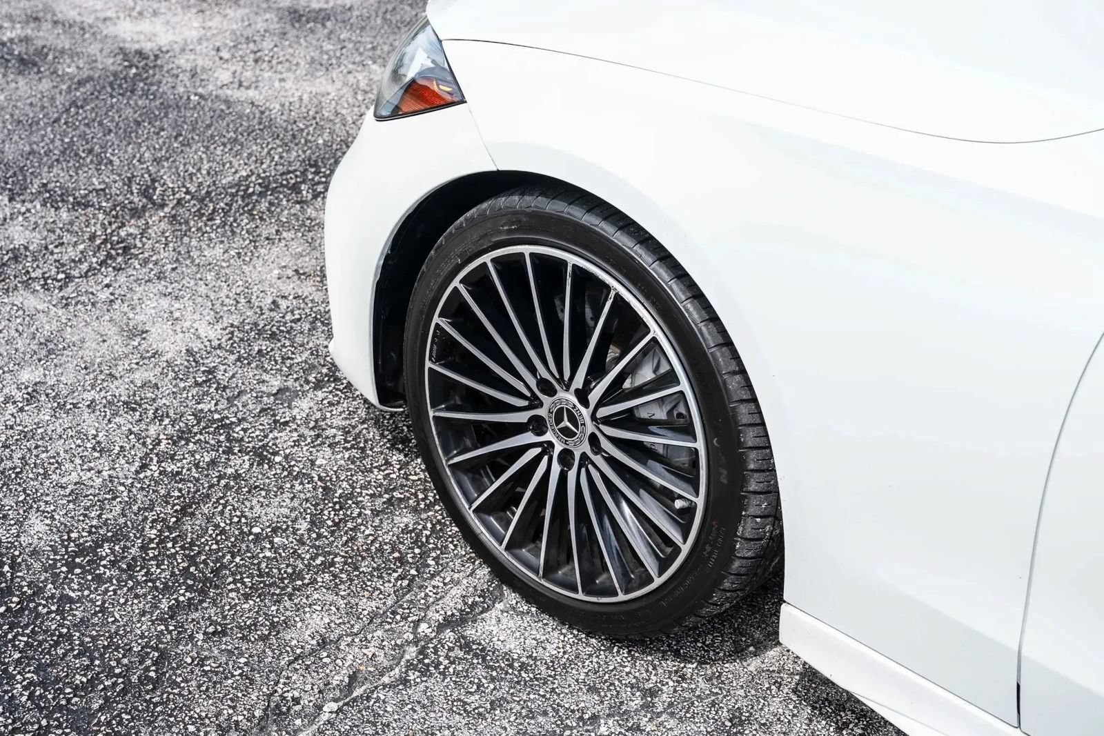 Used 2022 Mercedes-Benz C 300 Sedan image 12
