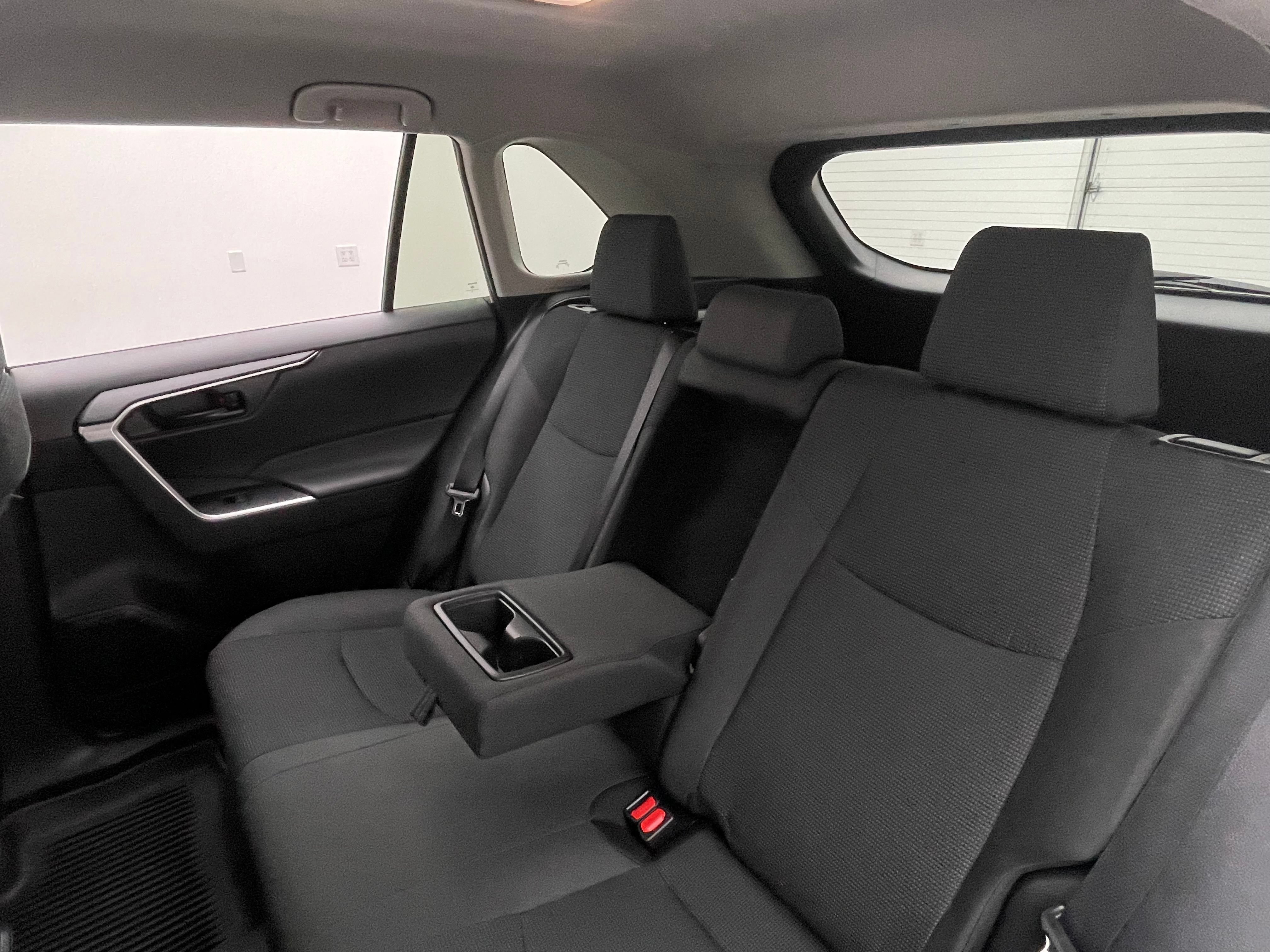 Used 2024 Toyota RAV4 LE FWD image 36