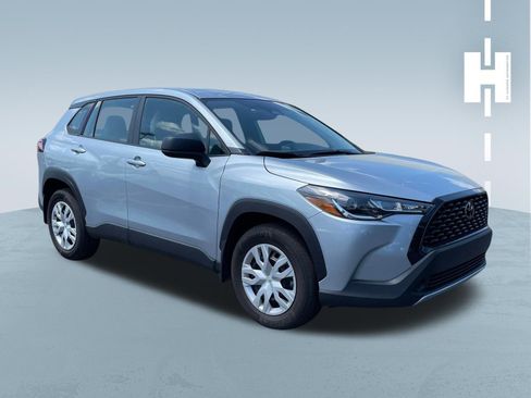 Used 2023 Toyota Corolla Cross L FWD image 1