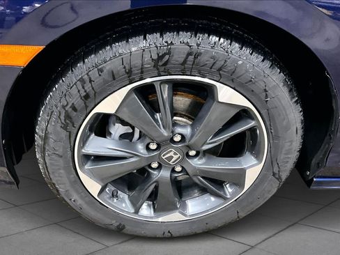 Used 2023 Honda Odyssey Elite image 11