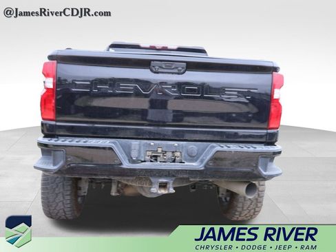 Used 2020 Chevrolet Silverado 2500 High Country AWD/4WD image 15