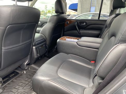 Used 2018 INFINITI QX80 4WD w/ Driver Assistance Package image 14