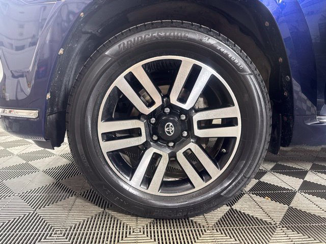 Used 2016 Toyota 4Runner Limited AWD/4WD image 10