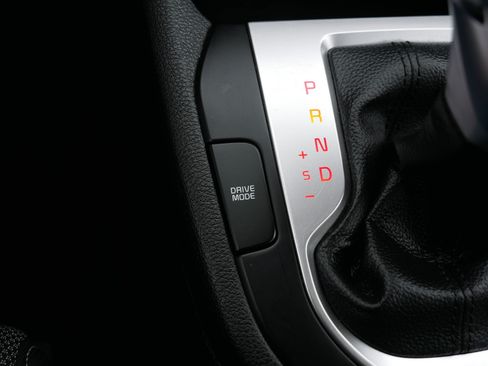 Certified 2023 Kia Forte LXS w/ LXS Technology Package image 28