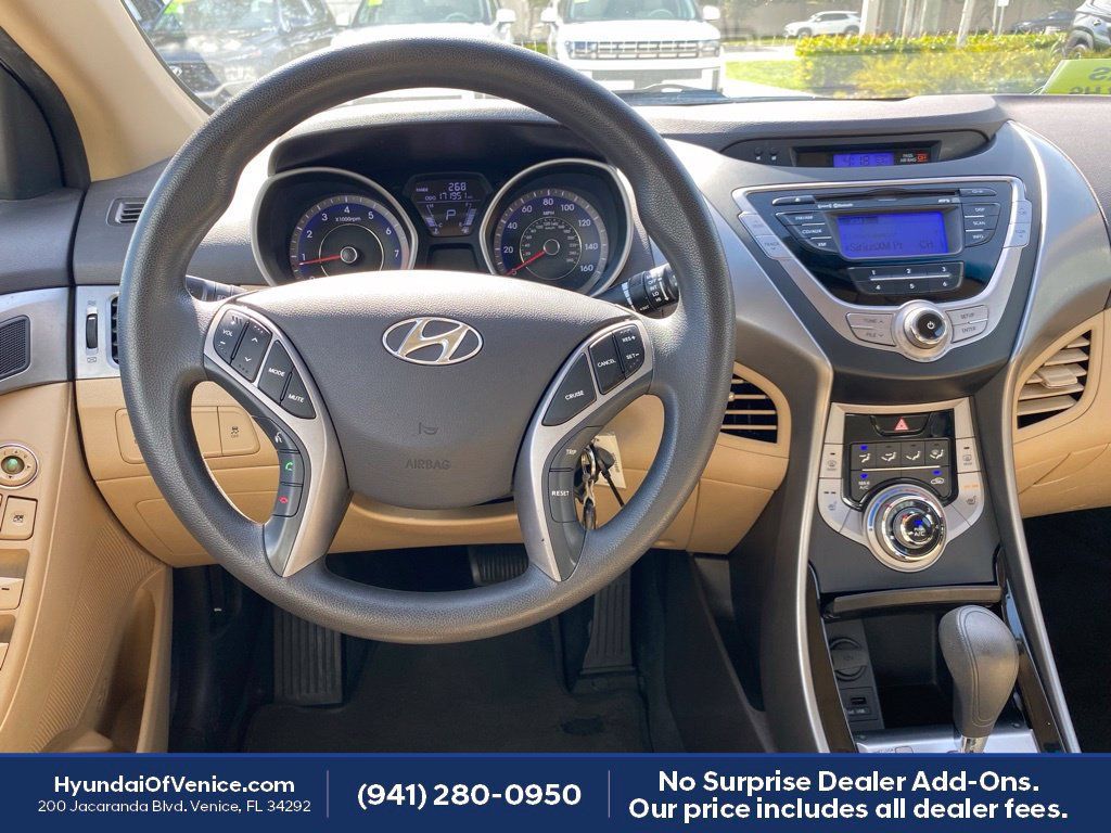 Used 2013 Hyundai Elantra GLS w/ Preferred Pkg FWD image 3