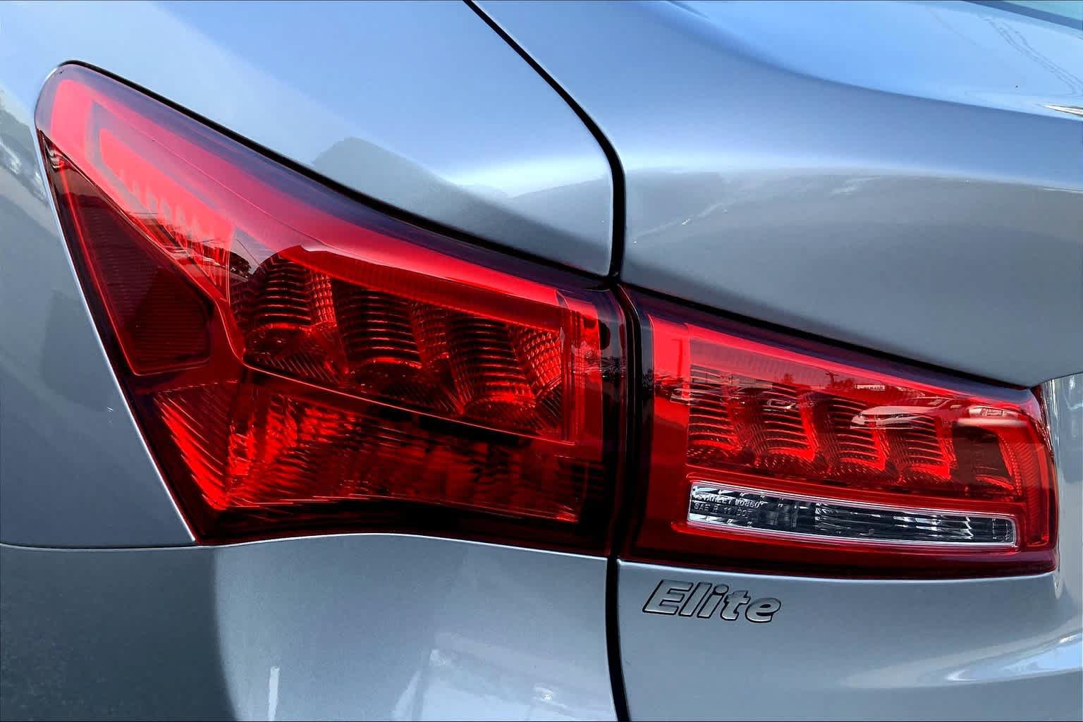 Used 2019 Acura TLX FWD image 26