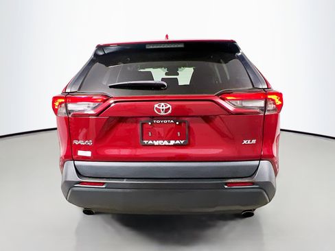 Used 2023 Toyota RAV4 XLE w/ Convenience Package image 6