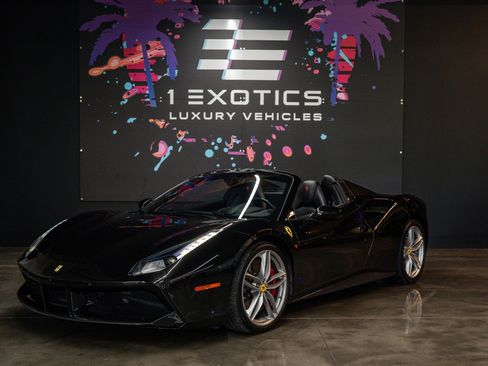 Used 2018 Ferrari 488 Spider RWD image 1