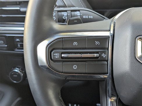 Used 2025 GMC Yukon Denali image 20