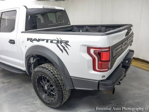 Used 2019 Ford F150 Raptor w/ Equipment Group 801A Mid image 9