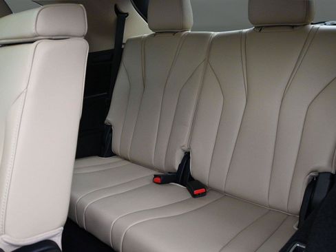 Used 2024 Acura MDX SH-AWD w/ Technology Package image 11
