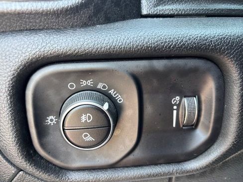 Used 2023 RAM 1500 Lone Star image 43