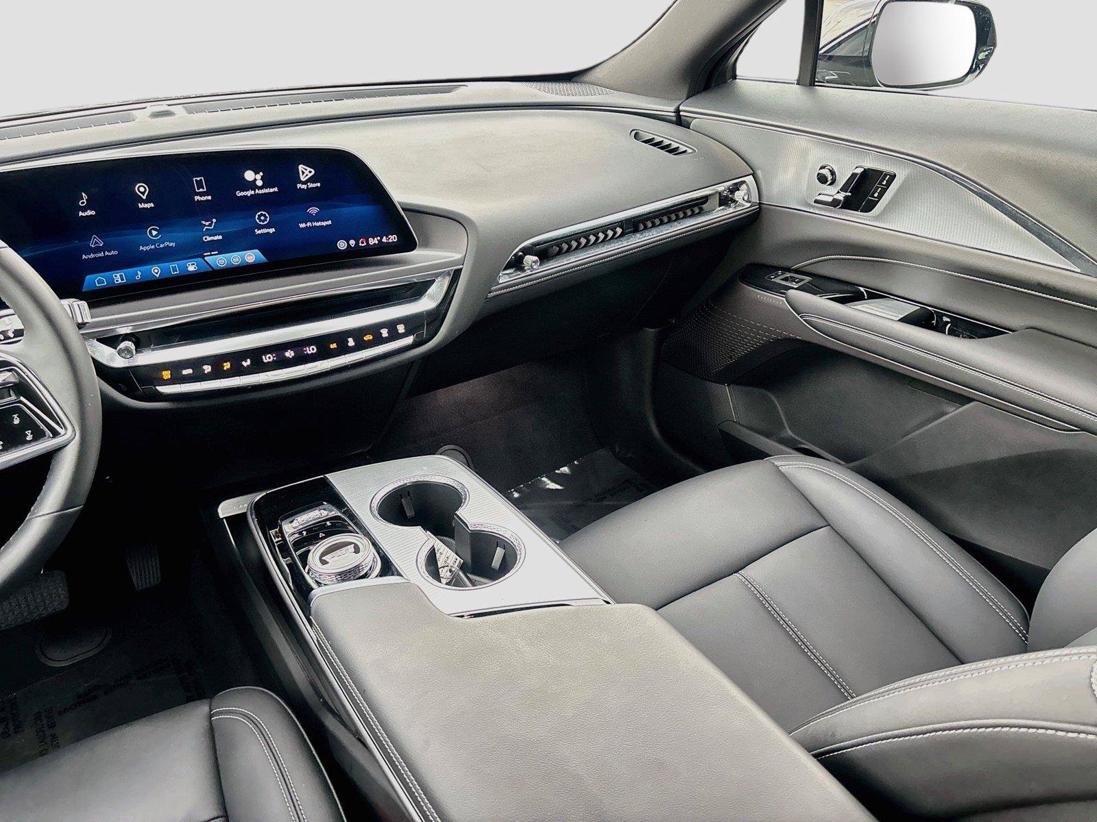 Used 2024 Cadillac Lyriq Tech RWD image 22